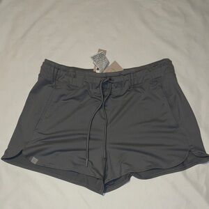 NWT BAREFOOT DREAMS MALIBU BUTTERCHIC KNIT SIZE MEDIUM